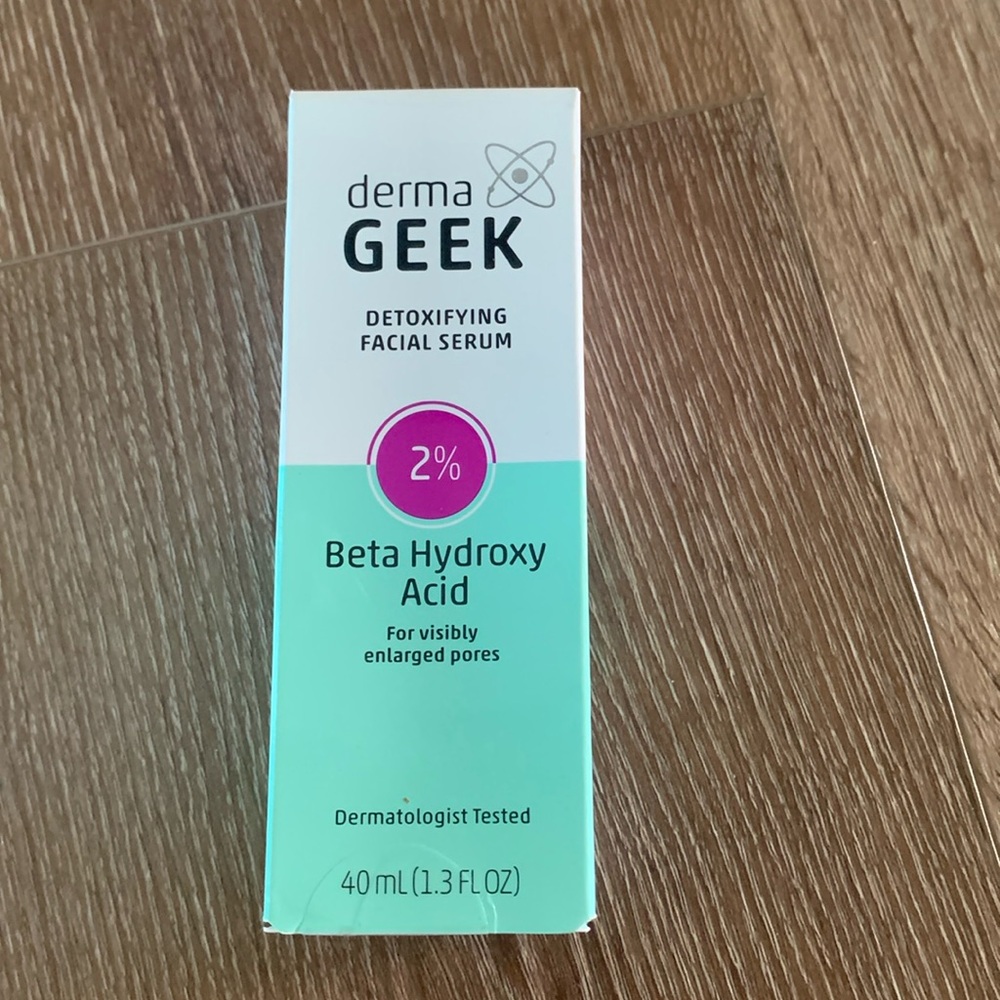 Derma Geek Detoxifying Facial Serum 2% Beta Hydroxy Acid. 1.3oz